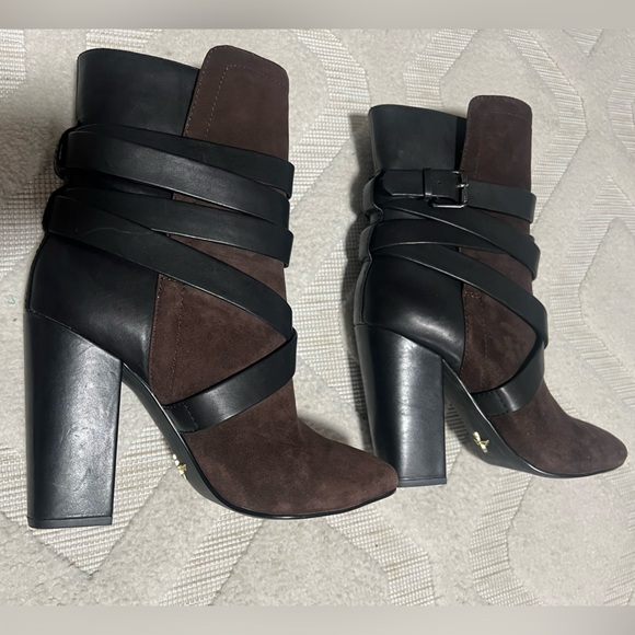 Sold Pour La Victoire Bionda Suede/Leather Caged Boots - Picture 4 of 13